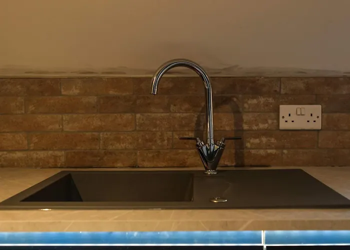 The Willow - 30 * Bristol